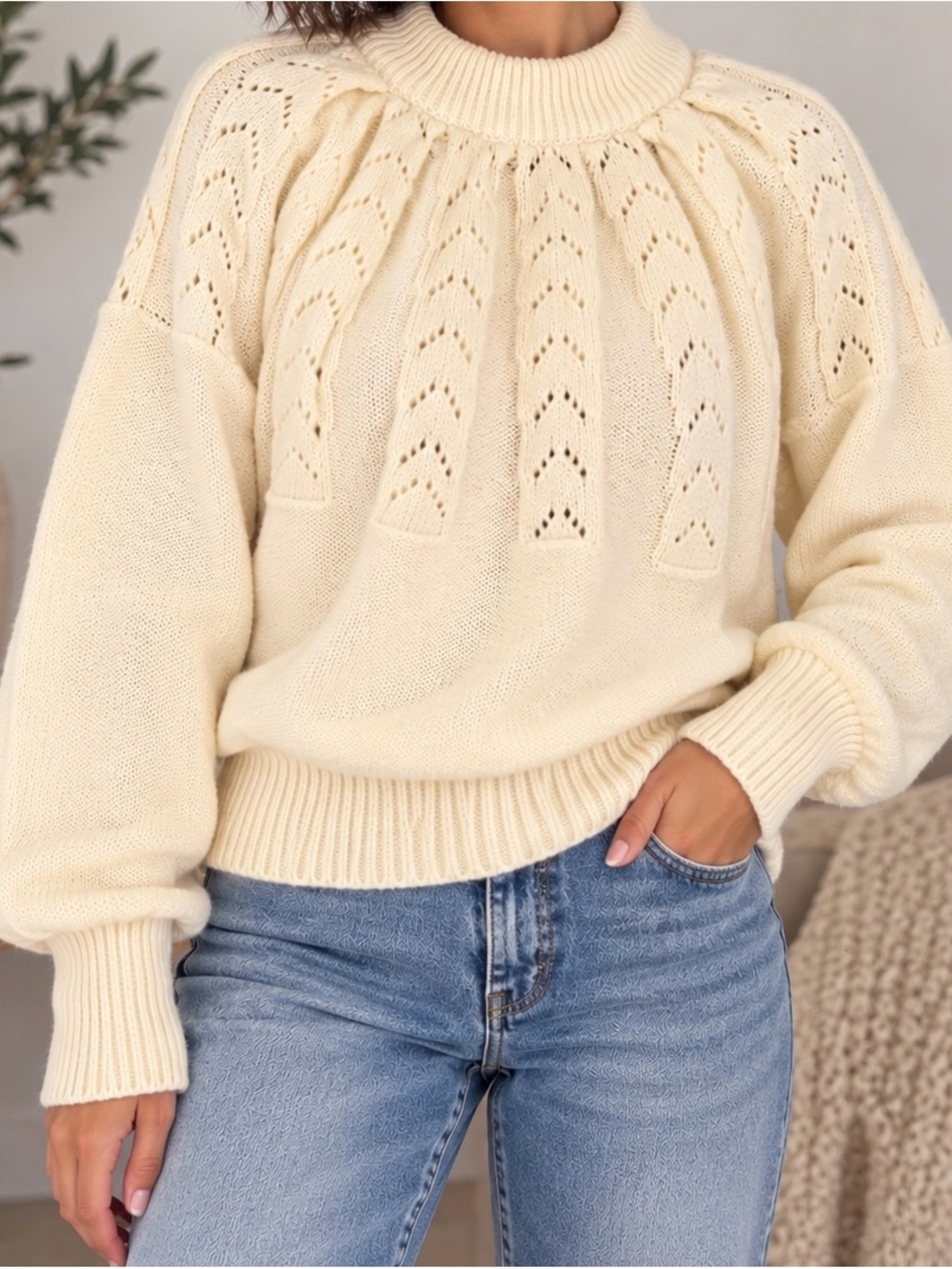 Vintage Donnkenny Cream Cable Knit Sweater — Size